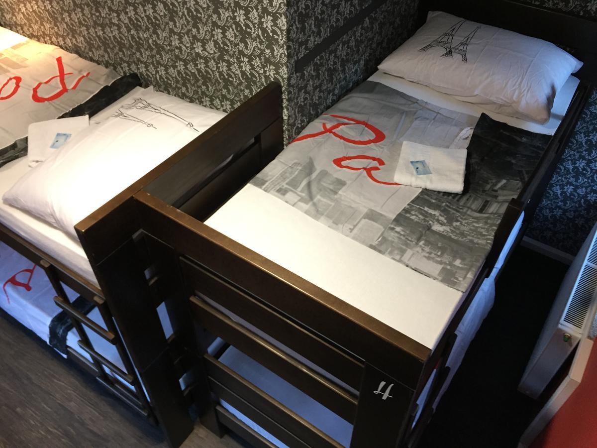 Hostel Paris Zagabria Esterno foto