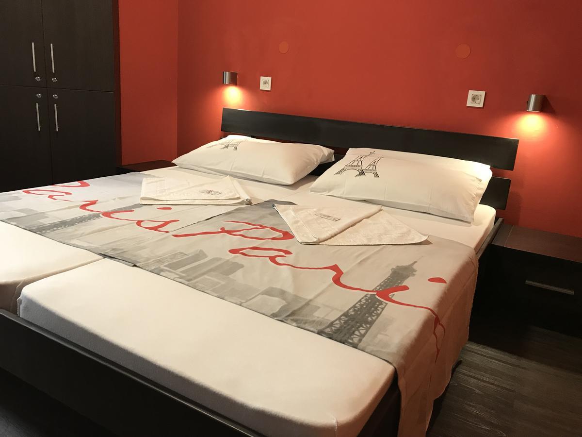 Hostel Paris Zagabria Esterno foto