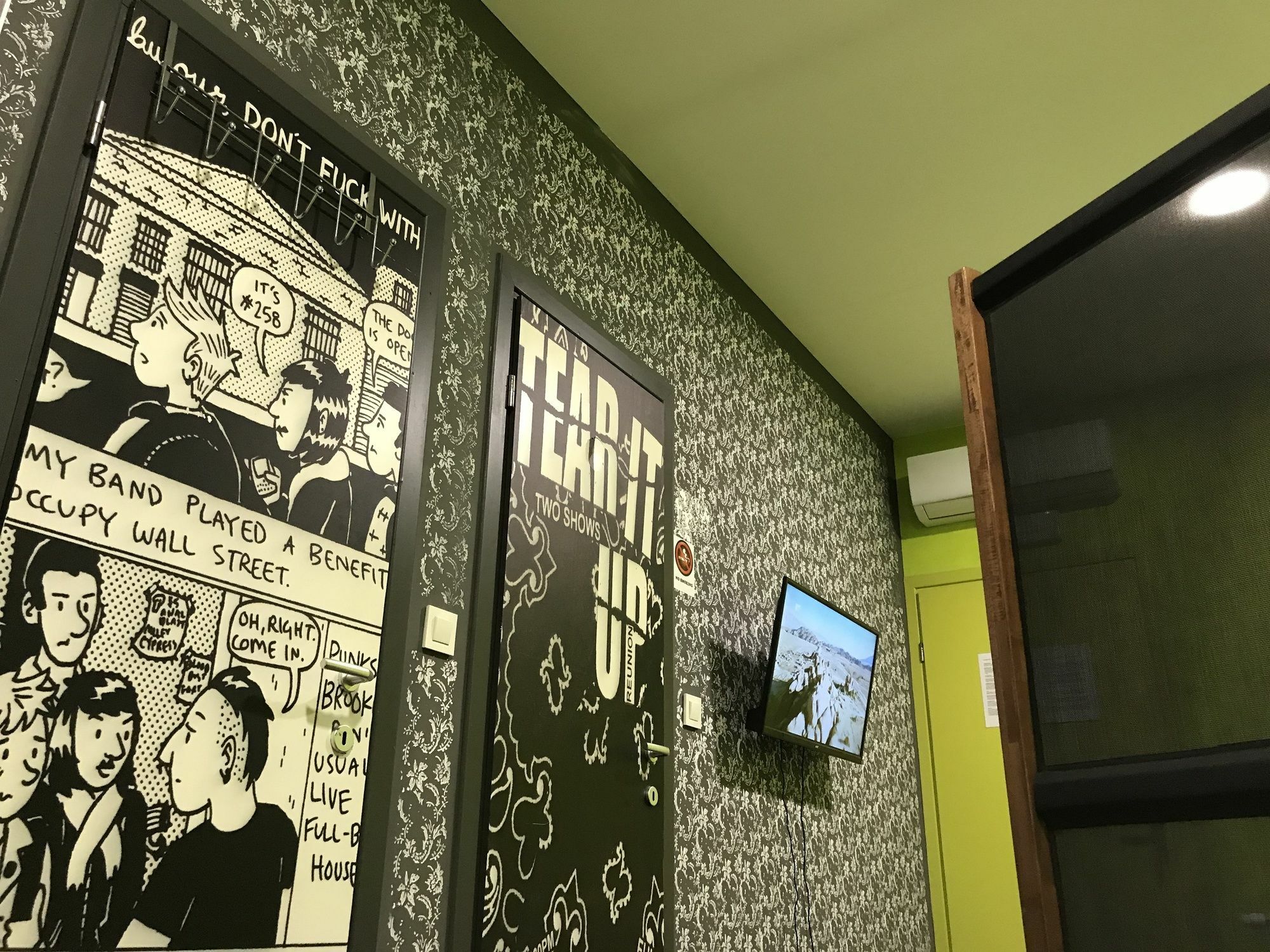 Hostel Paris Zagabria Esterno foto